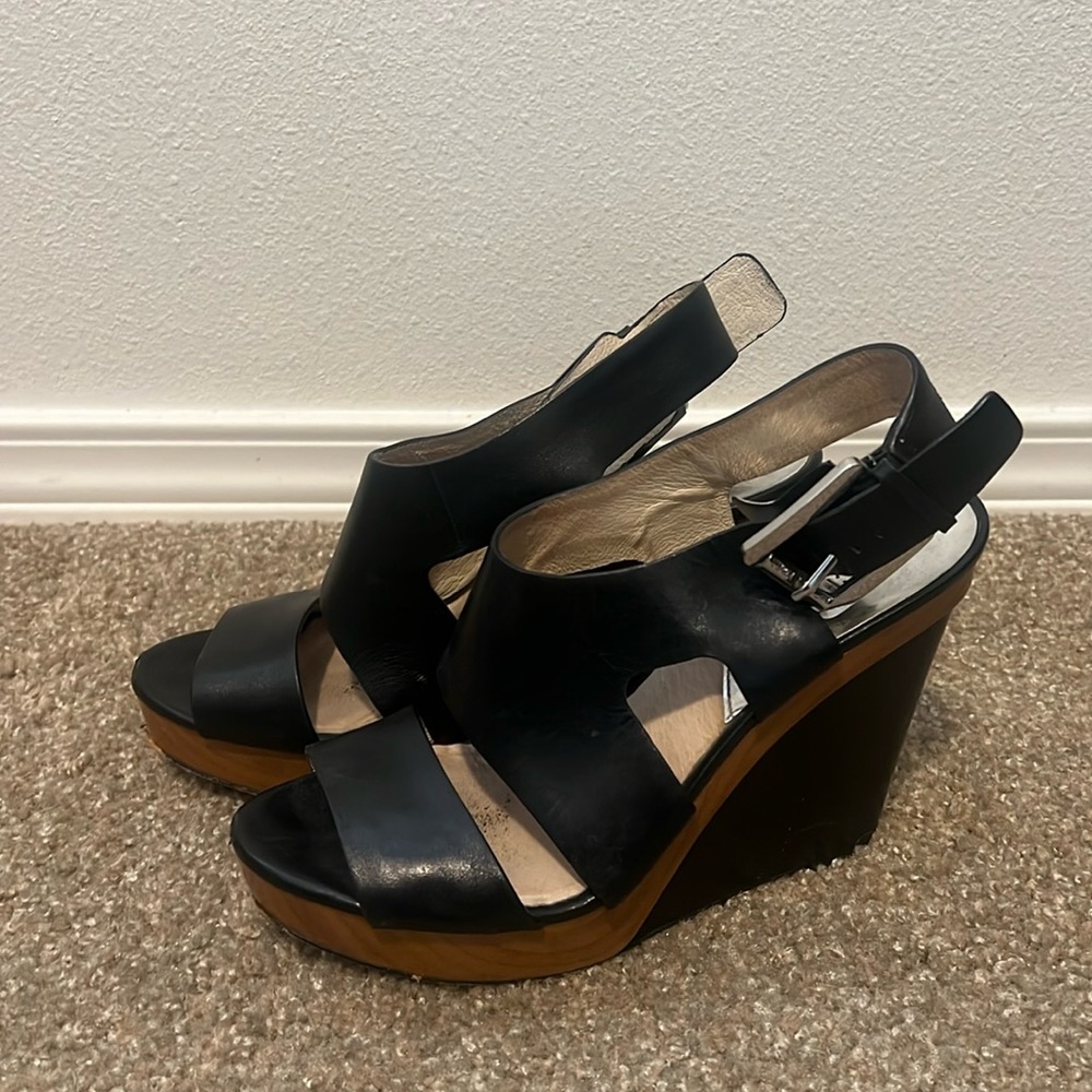 Michael Kors Leather Wedges Size‎ 8.5